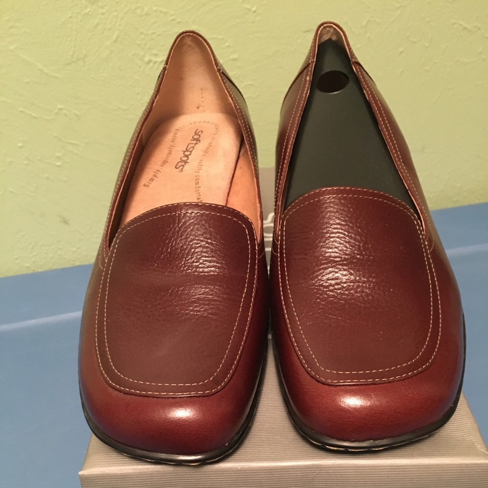Never Worn Softspots Shoes Extra Wide Width